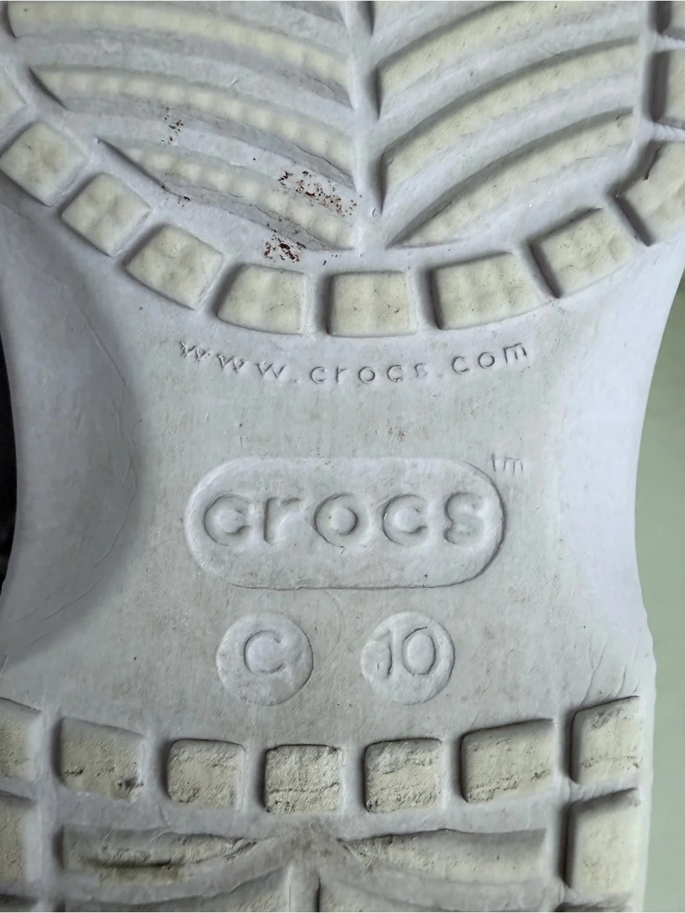 CROCS Light Purple Kids Clog Shoes - Comfortable Everyday Slip-Ons 10C